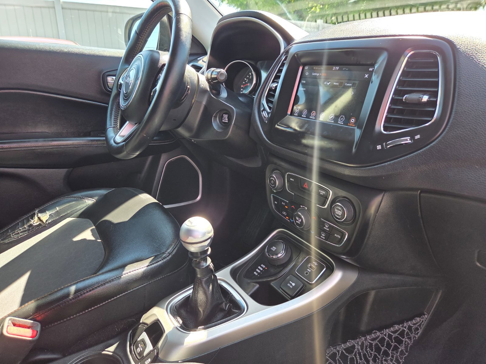 Used 2017 Jeep Compass Latitude w/ Popular Equipment Group image 15