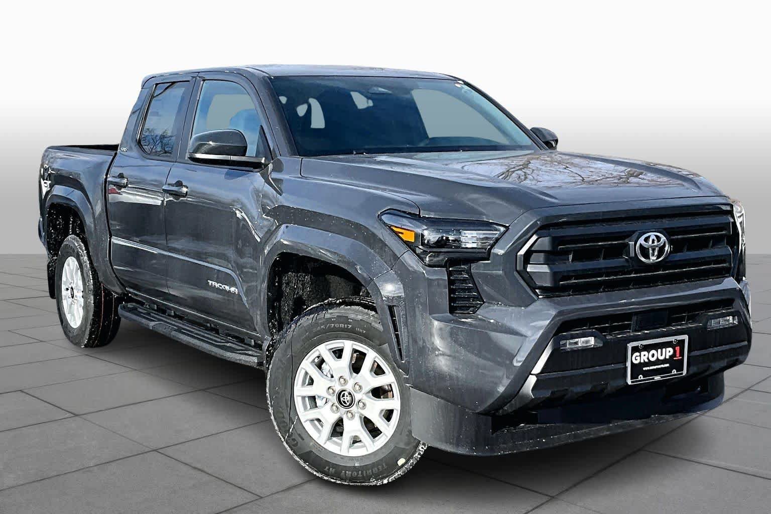 Used 2026 Toyota Tacoma SR5 AWD/4WD image 2