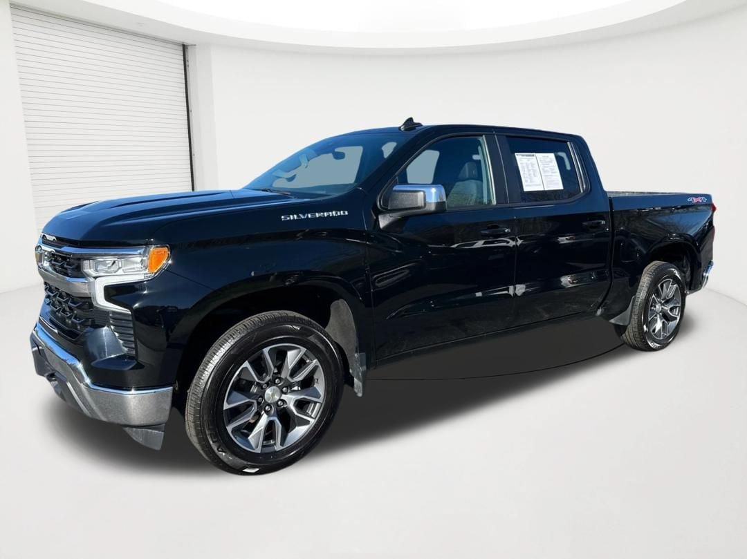 Used 2023 Chevrolet Silverado 1500 LT AWD/4WD image 1