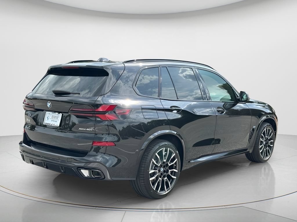 New 2026 BMW X5 xDrive40i w/ M Sport Package AWD/4WD image 5