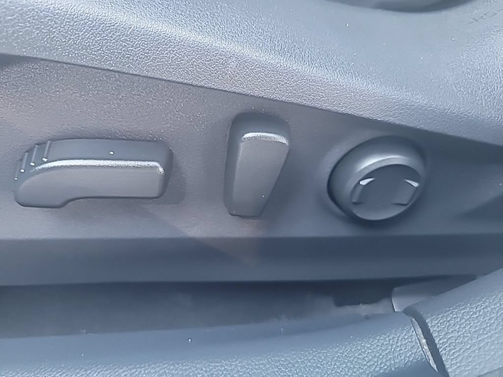 Used 2020 Subaru Outback Limited AWD/4WD image 19