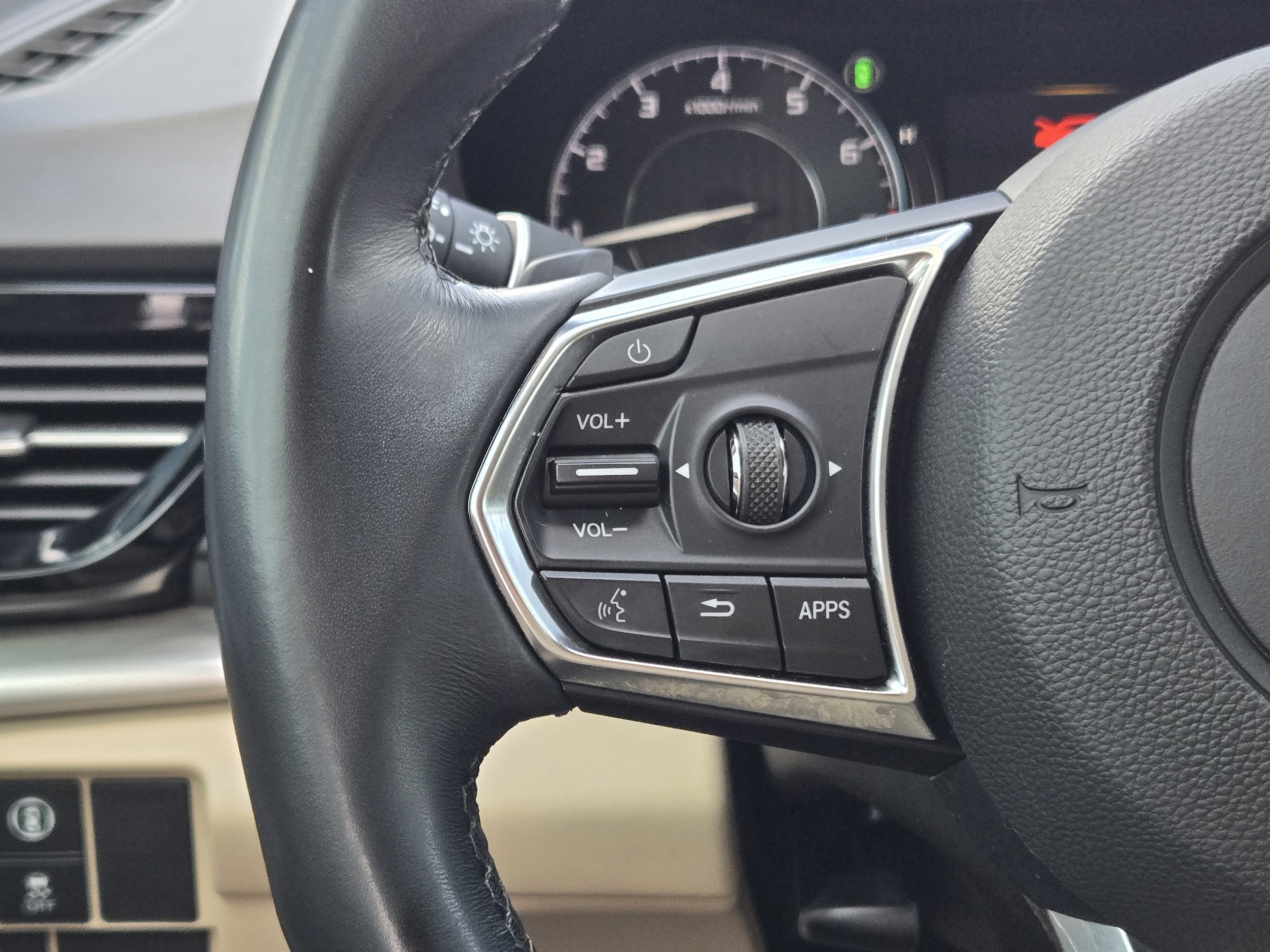 Certified 2023 Acura RDX w/ Technology Package image 27