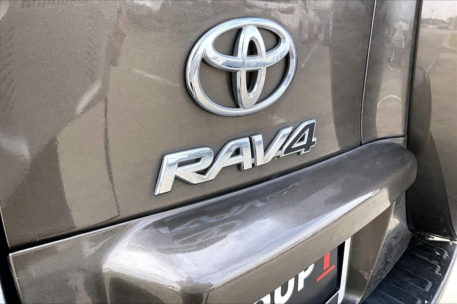 Used 2011 Toyota RAV4 Limited w/ Limited Extra Value Pkg FWD image 27