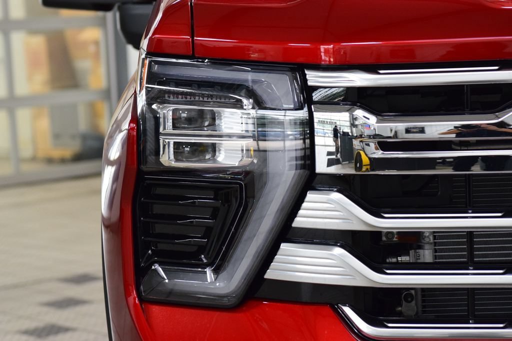 New 2026 Chevrolet Silverado 2500 High Country w/ High Country Premium Package AWD/4WD image 12