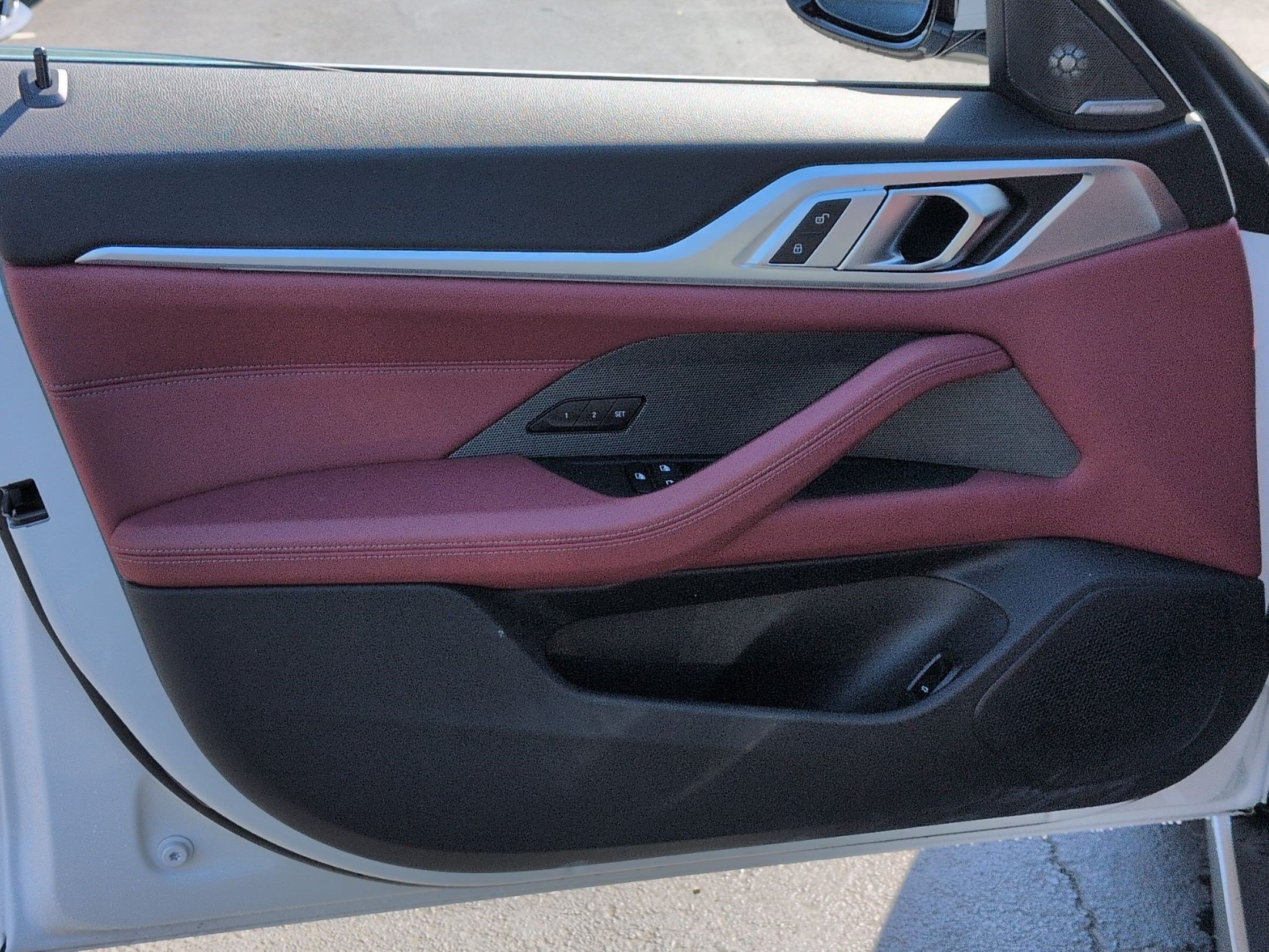 Certified 2025 BMW i4 eDrive40 w/ Premium Package RWD image 14