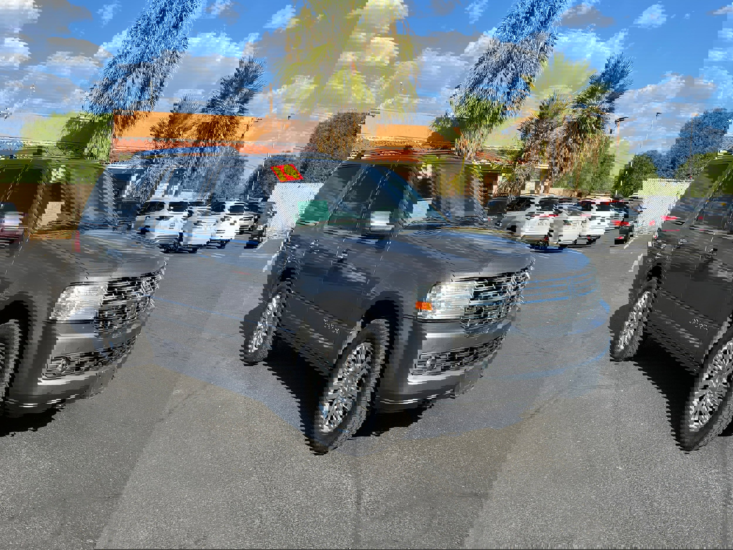 Used 2014 Lincoln Navigator 2WD image 7