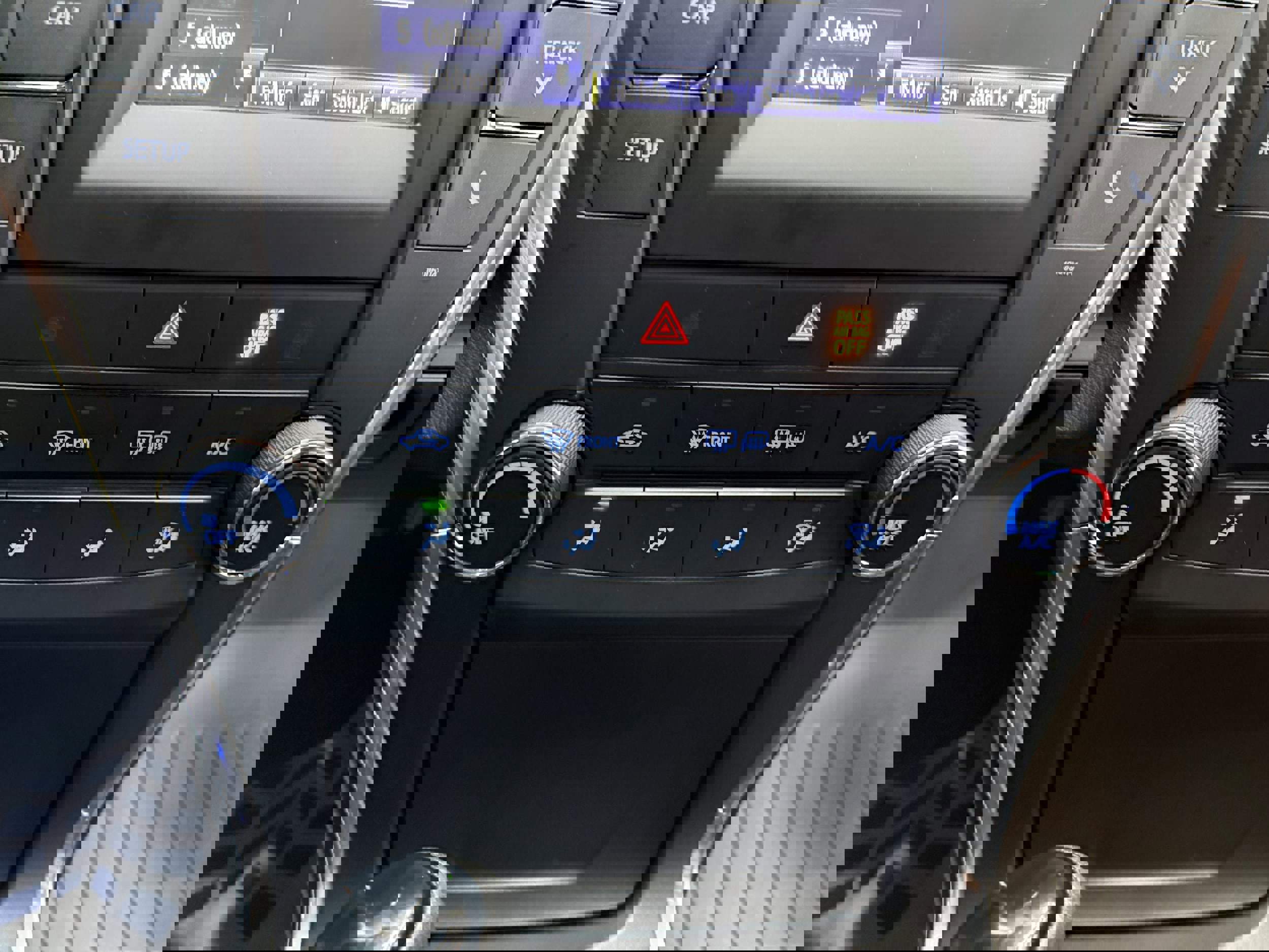 Used 2017 Toyota Camry LE image 17