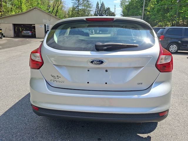 Used 2012 Ford Focus SE w/ SE Winter Pkg FWD image 10