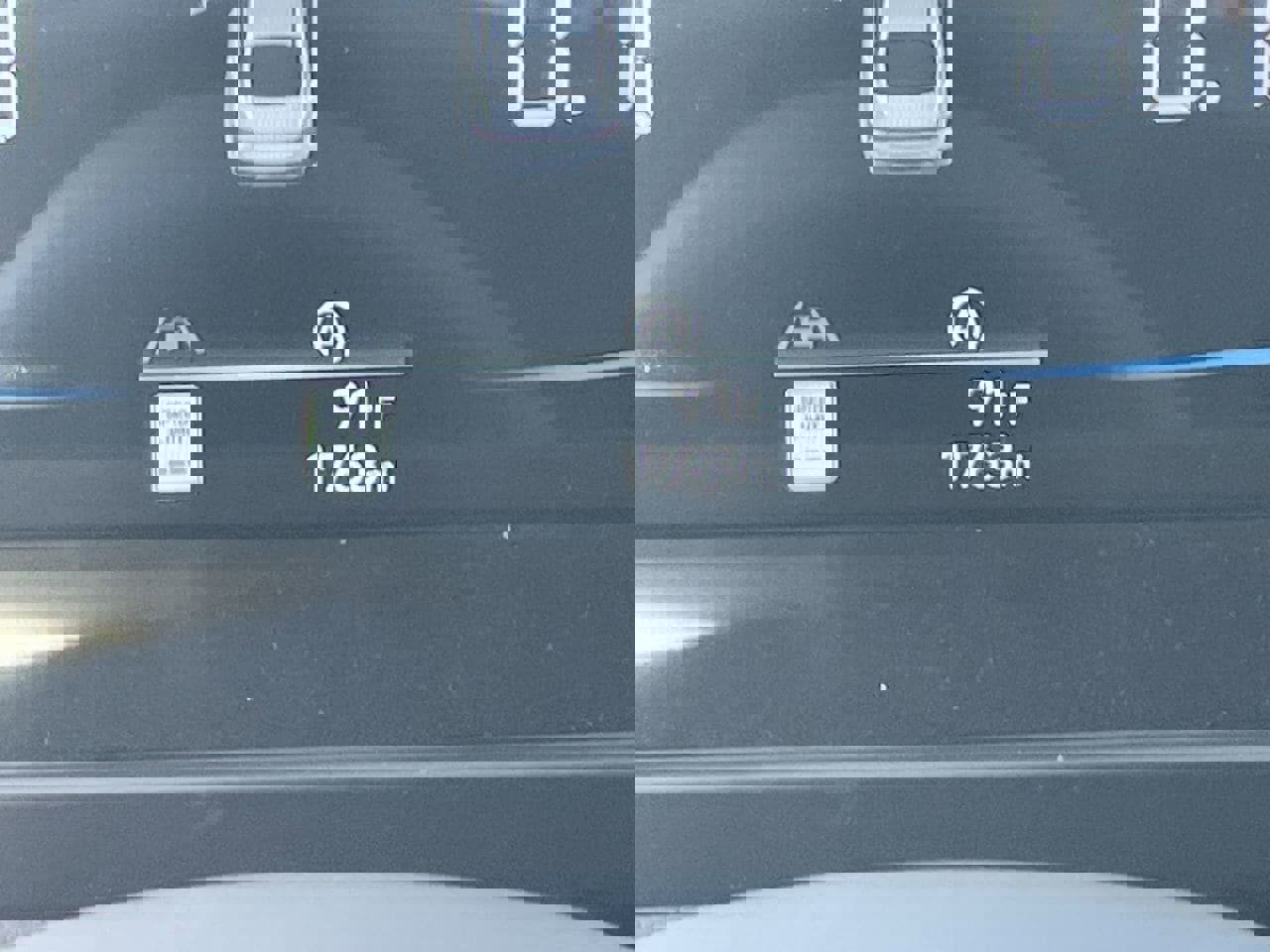 Certified 2025 Hyundai Elantra SE image 29