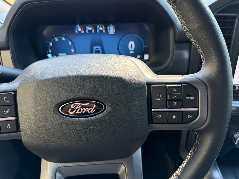 Used 2025 Ford F150 Lariat AWD/4WD image 32
