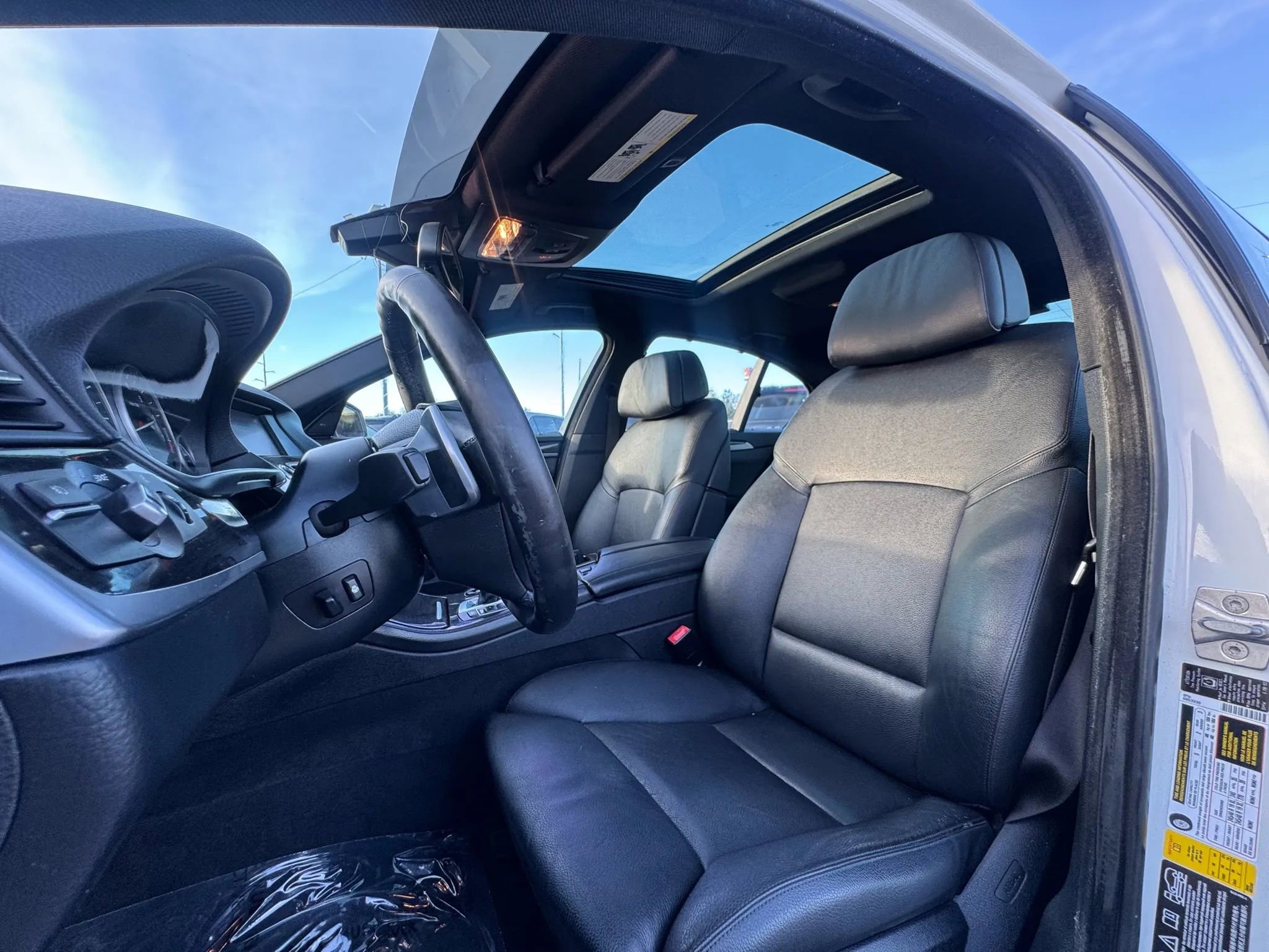 Used 2011 BMW 535i xDrive Sedan image 13