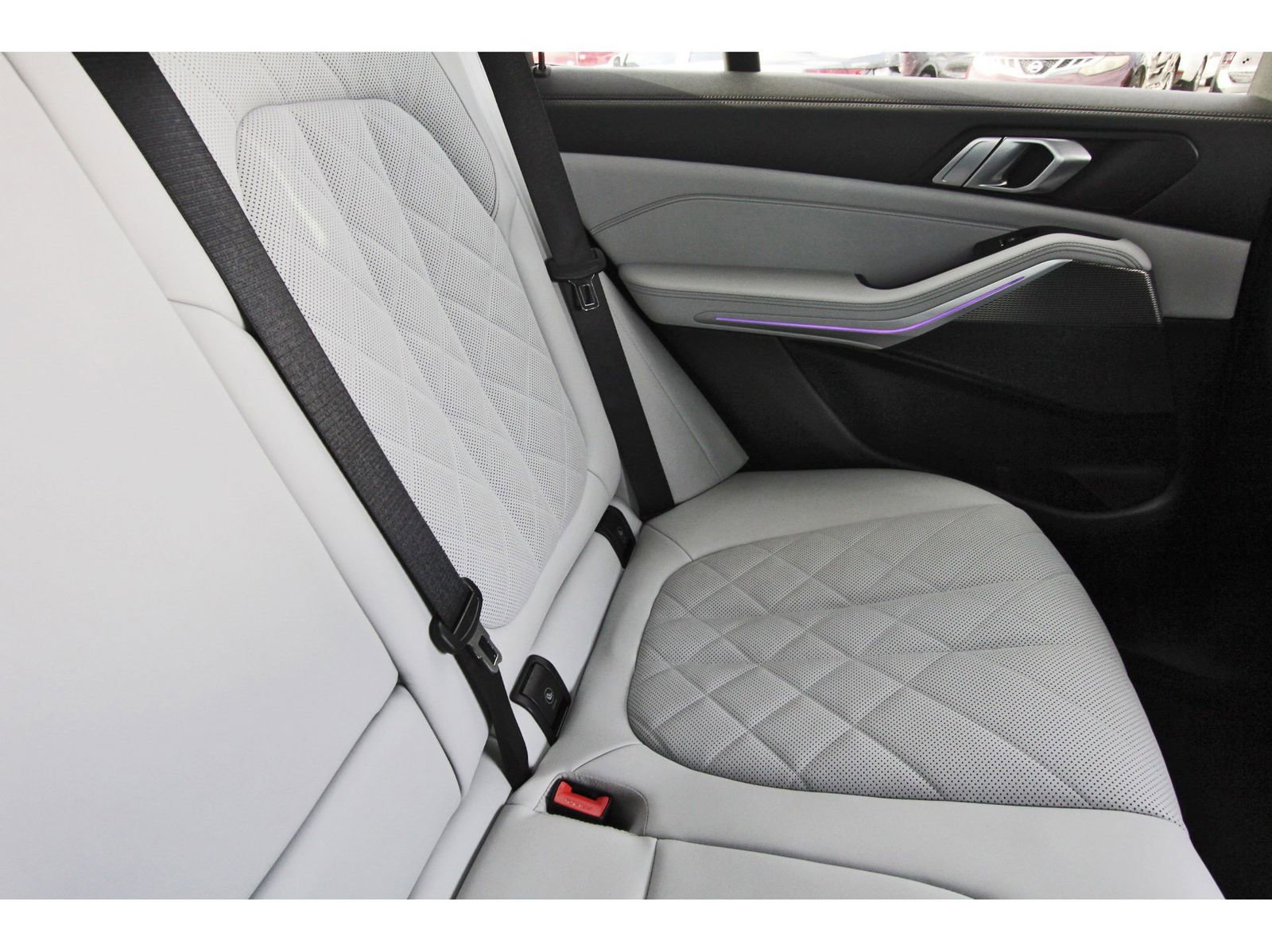 Used 2023 BMW X5 xDrive40i w/ M Sport Package image 15