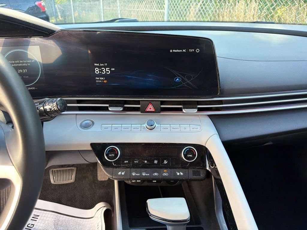 Used 2024 Hyundai Elantra Limited FWD image 29