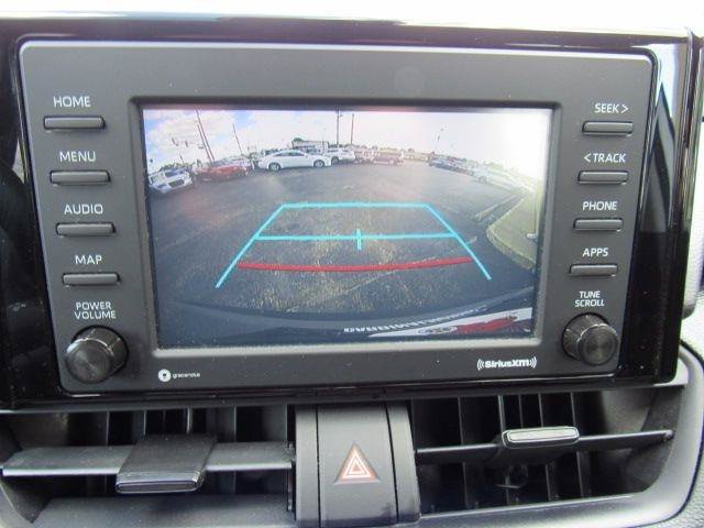 Used 2021 Toyota RAV4 LE AWD/4WD image 22