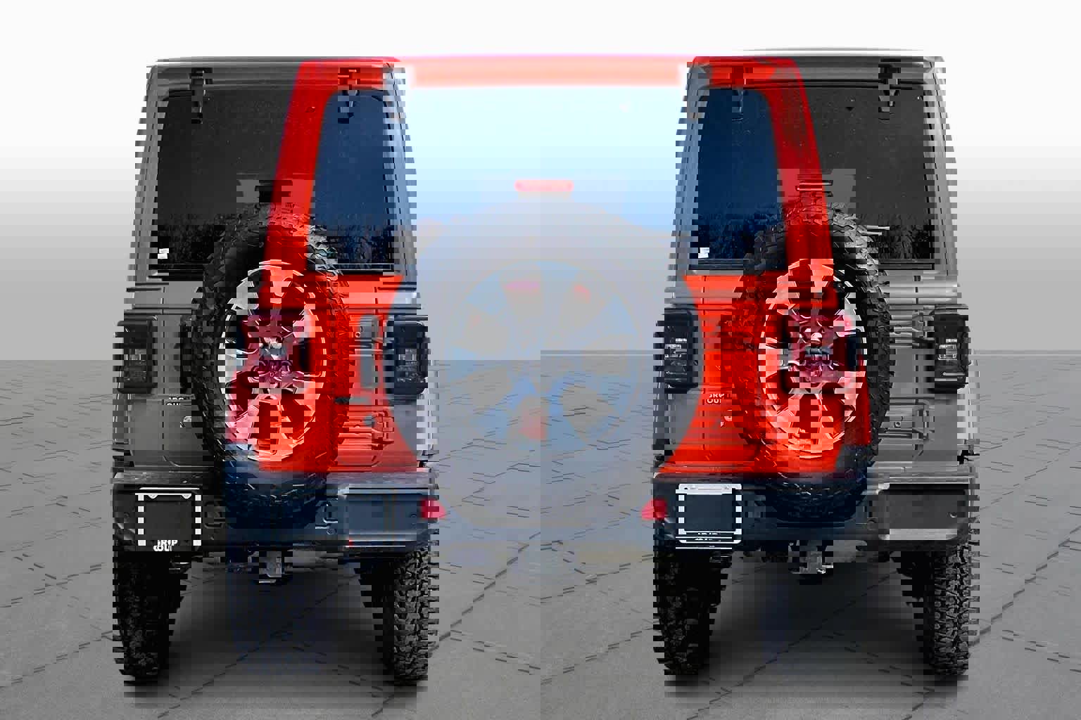 Used 2018 Jeep Wrangler Unlimited Sahara image 5