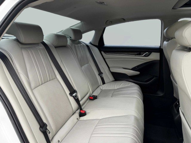 Used 2018 Honda Accord Touring image 45