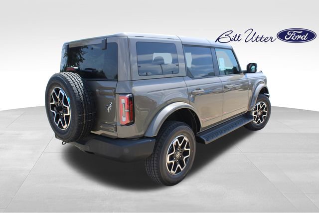 New 2025 Ford Bronco Outer Banks image 3