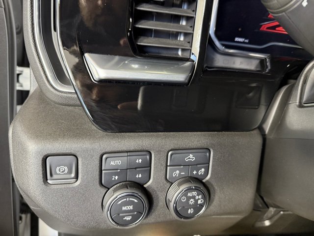 Used 2022 Chevrolet Silverado 1500 RST image 22