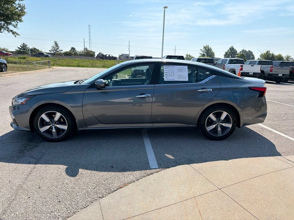 Used 2020 Nissan Altima 2.5 SL FWD image 6