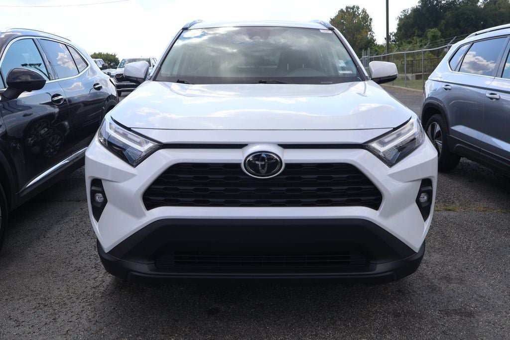 Used 2024 Toyota RAV4 XLE Premium FWD image 3