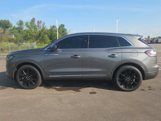 Used 2023 Lincoln Nautilus Reserve AWD/4WD image 17