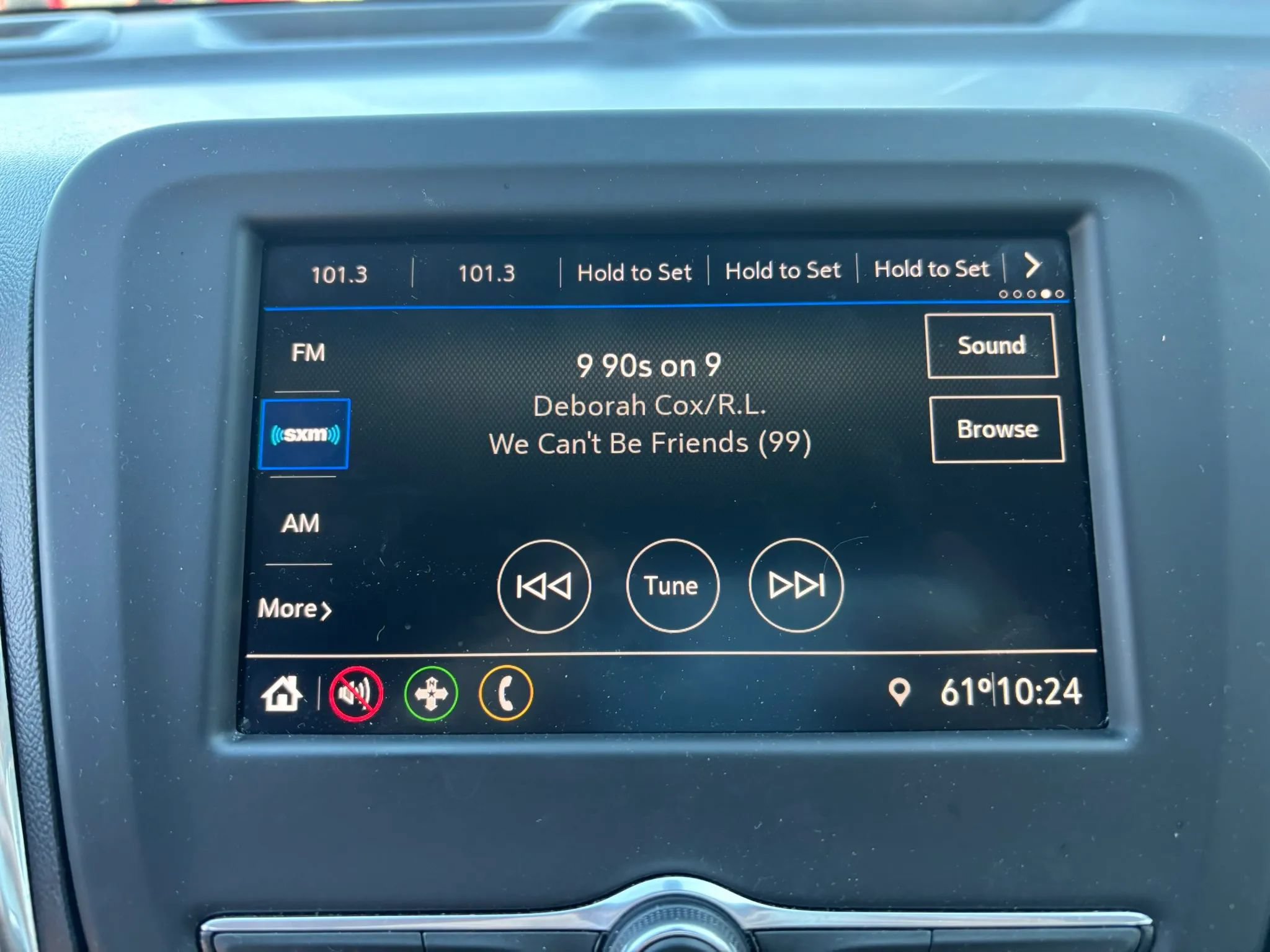 Used 2021 Chevrolet Equinox LT FWD image 24