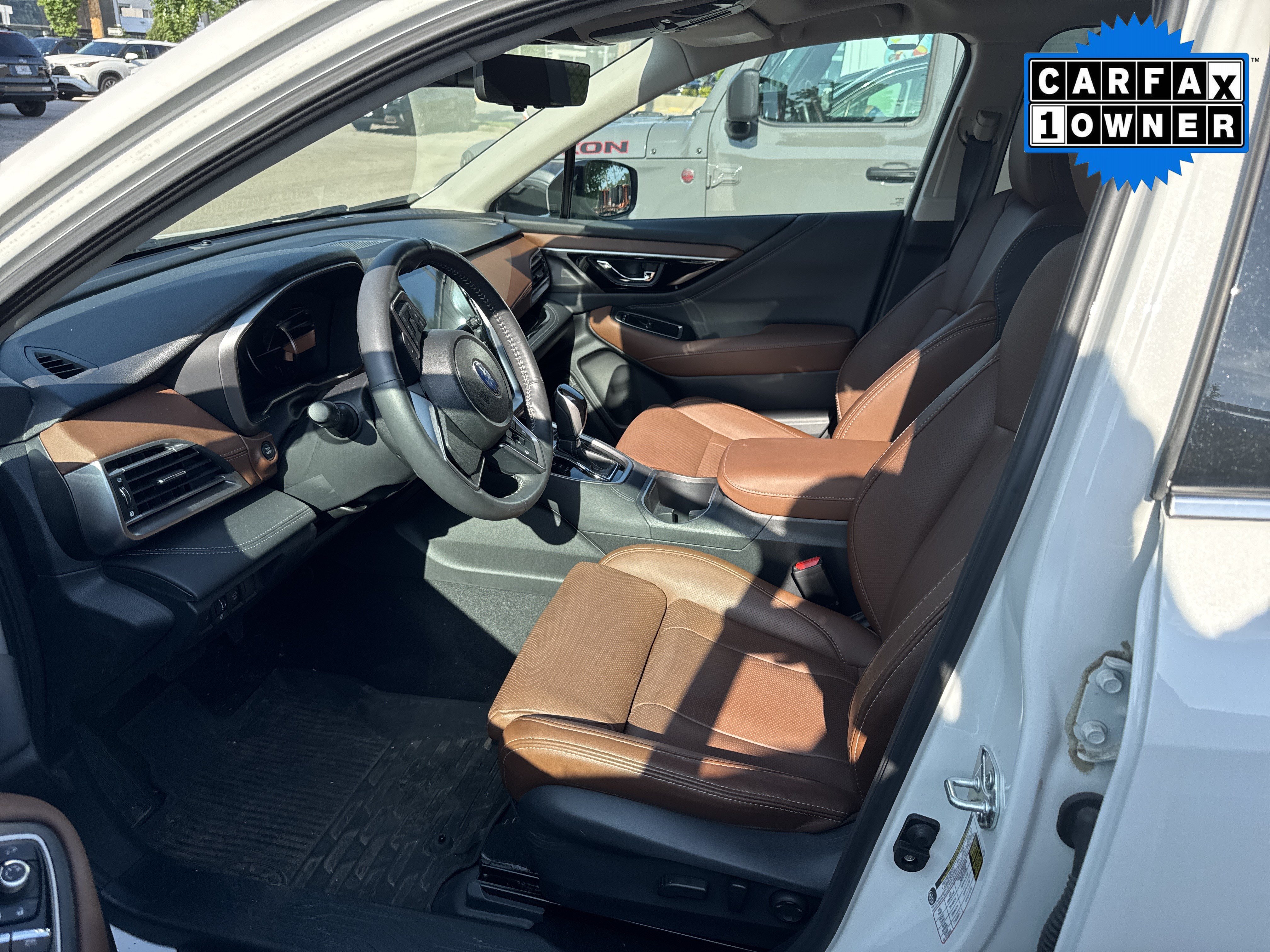 Used 2024 Subaru Outback Touring AWD/4WD image 5