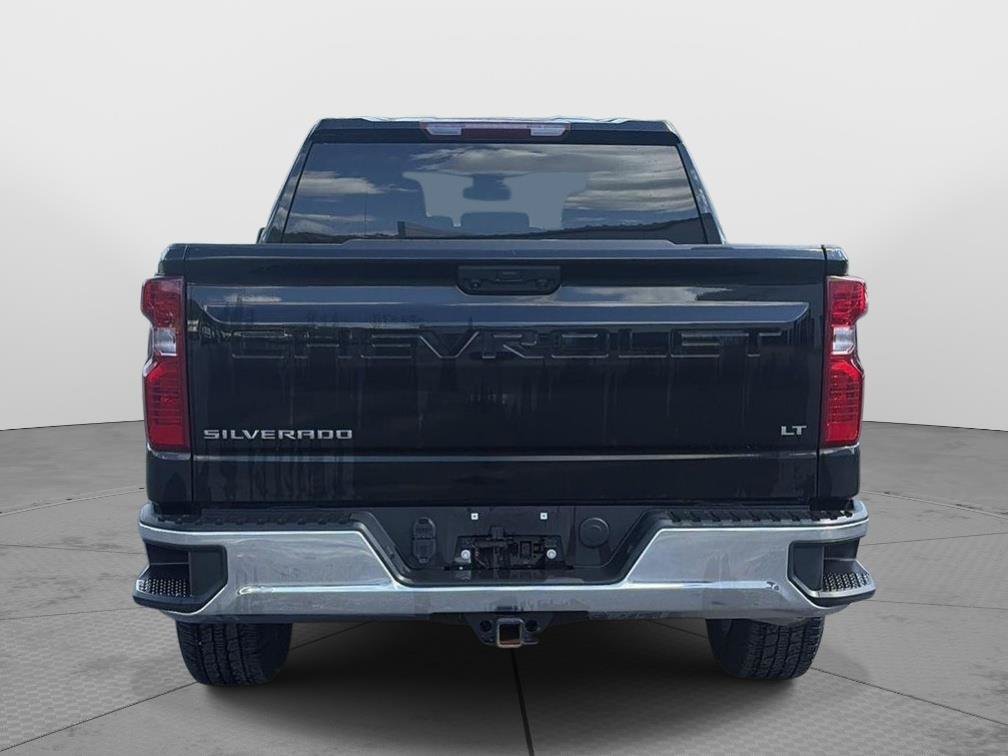 Used 2024 Chevrolet Silverado 1500 LT AWD/4WD image 6