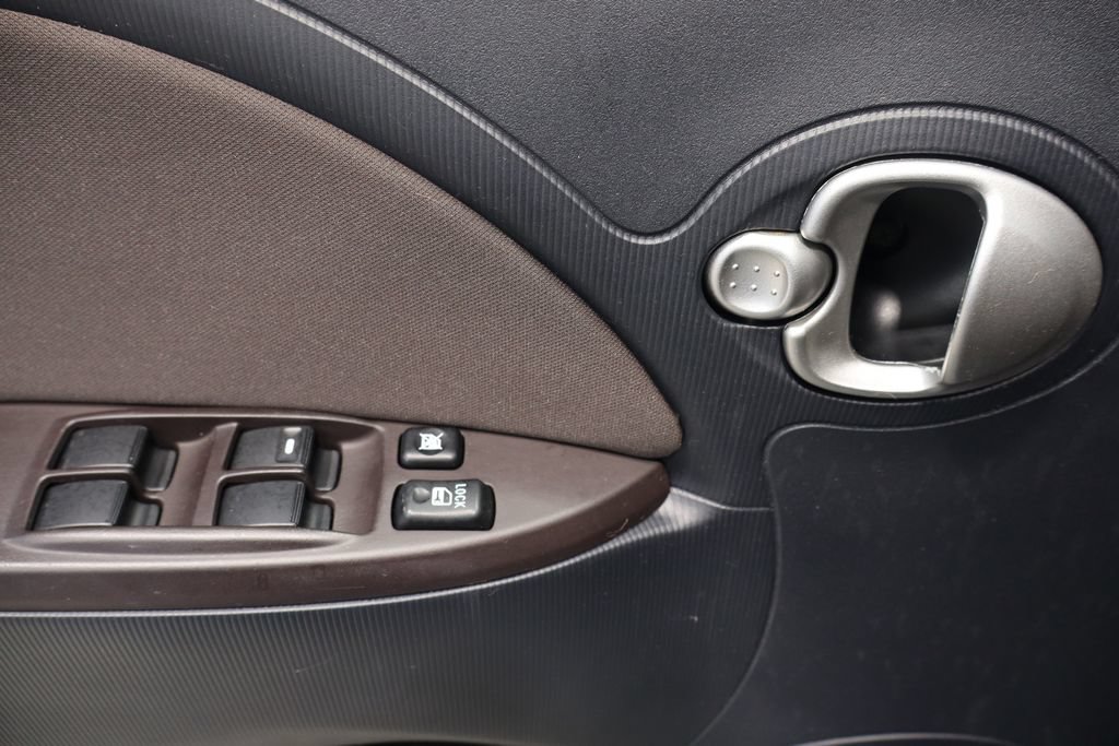 Used 2012 Mitsubishi i RWD image 15