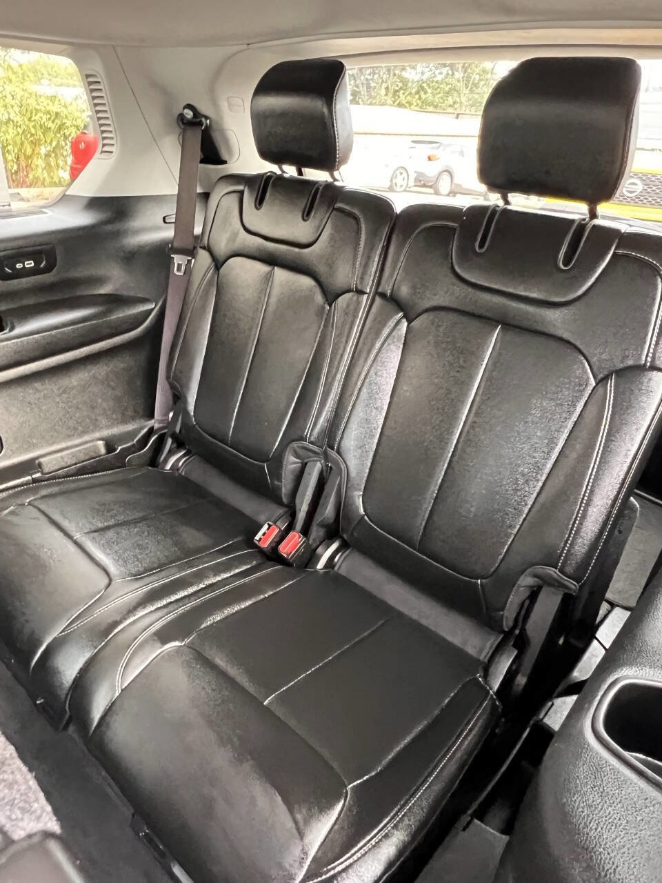 Used 2024 Jeep Grand Cherokee L Limited image 19