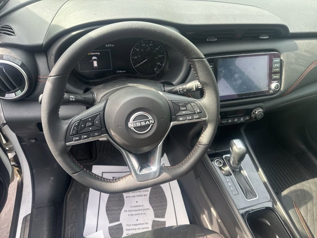 Certified 2024 Nissan Kicks SR w/ Interior Electronics Package image 7