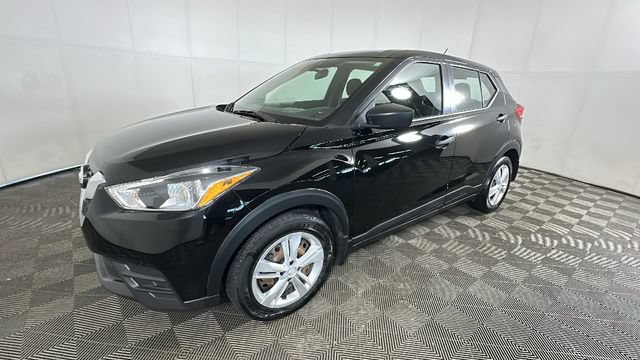 Used 2020 Nissan Kicks S FWD image 6