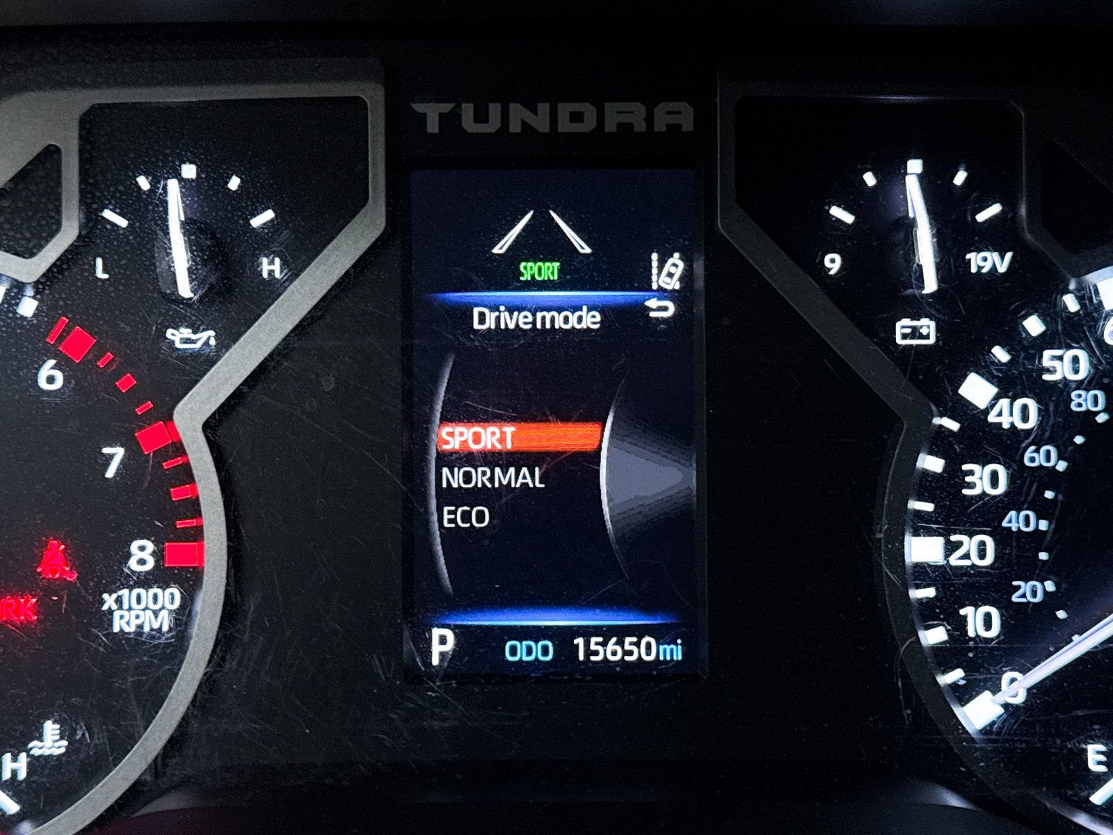 Used 2025 Toyota Tundra SR5 AWD/4WD image 9