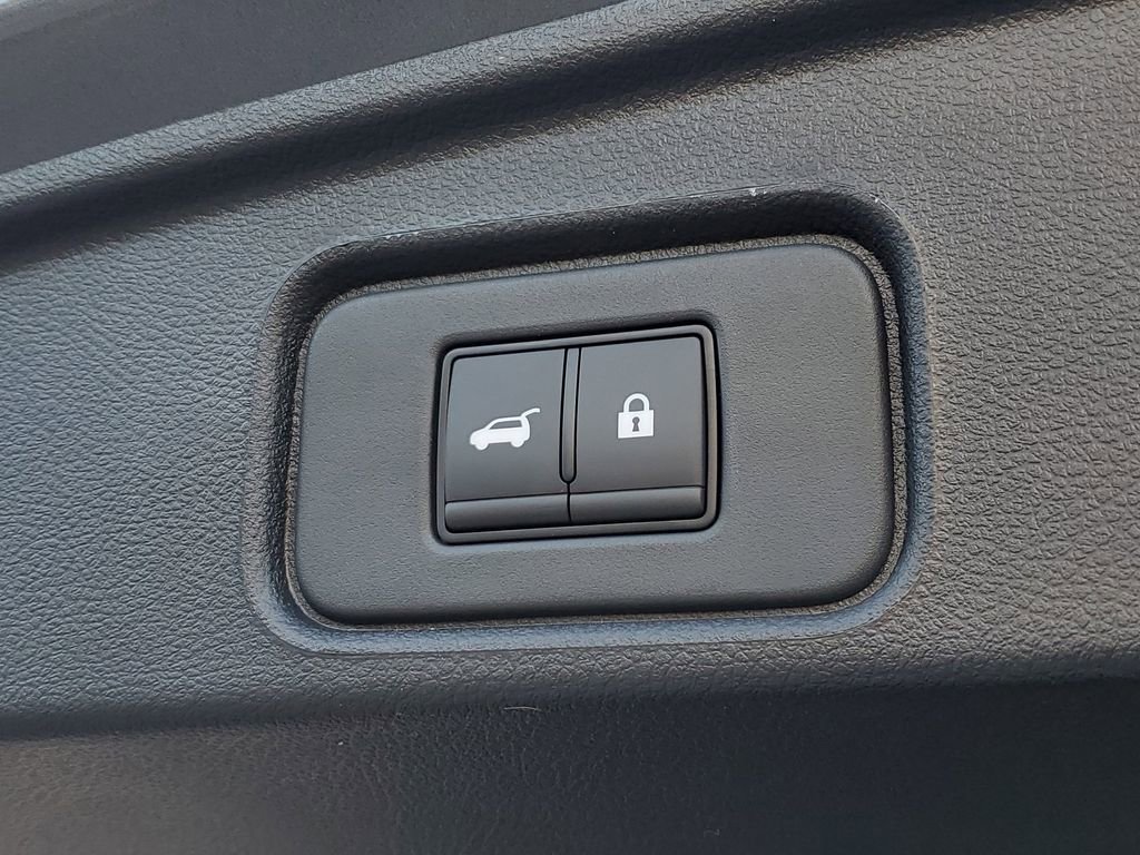 New 2026 Nissan Pathfinder SL image 10