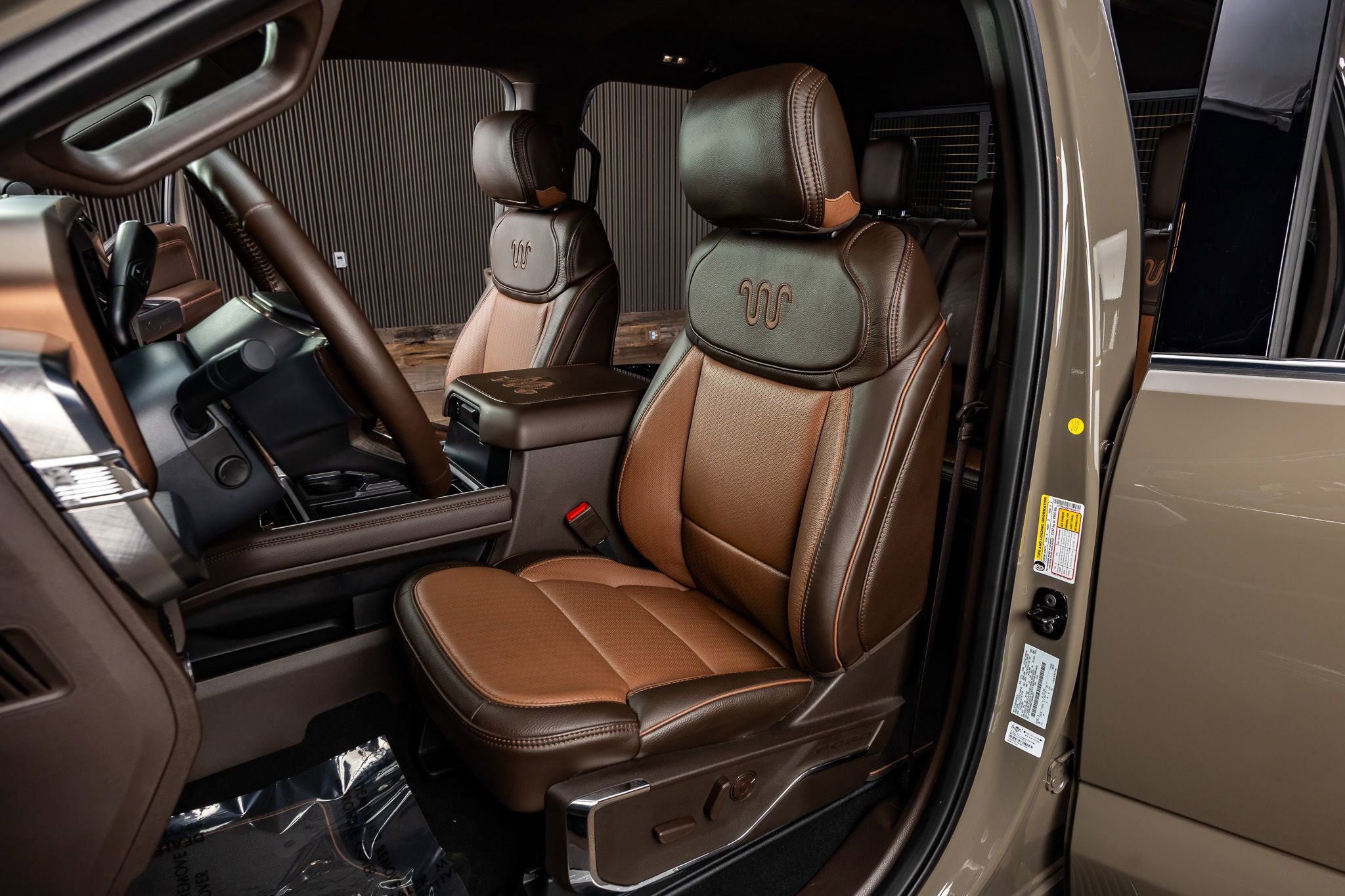 Used 2026 Ford F450 King Ranch w/ Chrome Package image 29