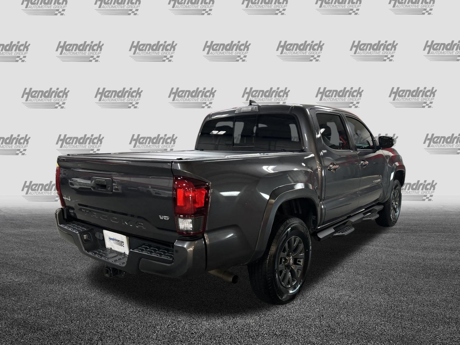 Used 2023 Toyota Tacoma SR5 AWD/4WD image 10