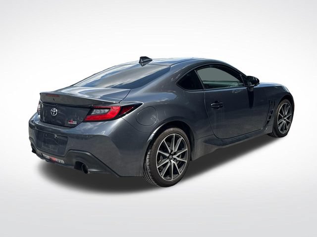 Used 2023 Toyota GR86 RWD image 6