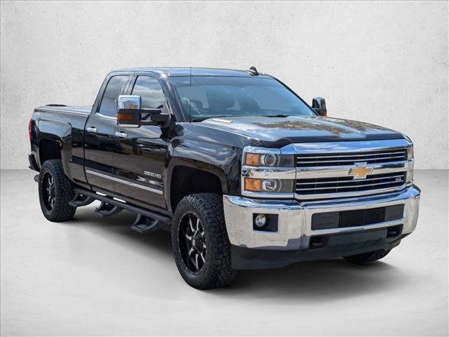 Used 2015 Chevrolet Silverado 2500 LTZ image 3