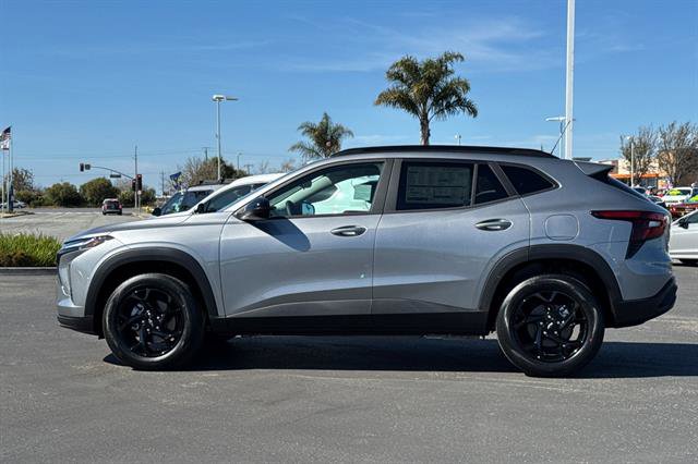 New 2026 Chevrolet Trax LT w/ Driver Confidence Package image 7