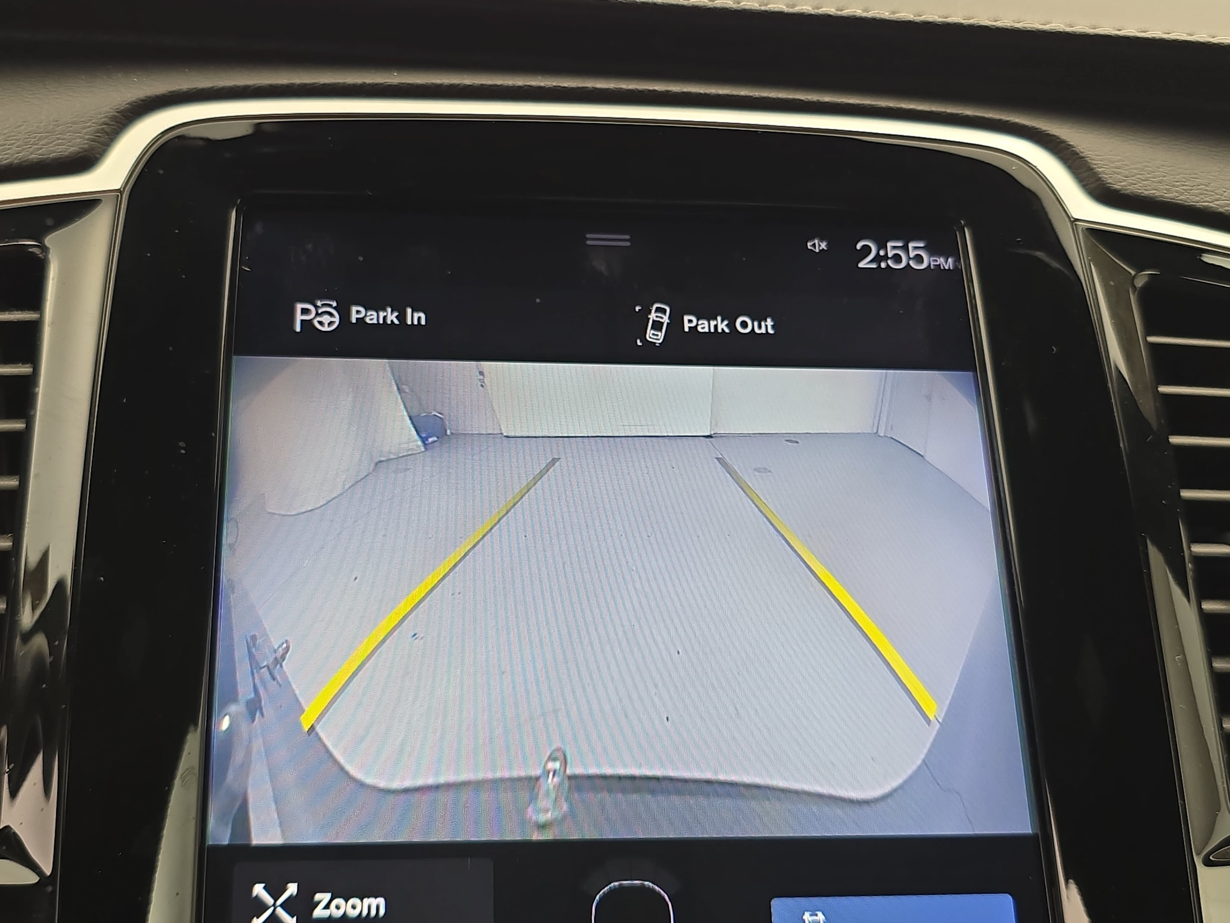 Used 2019 Volvo XC90 T6 R-Design w/ Advanced Package AWD/4WD image 28
