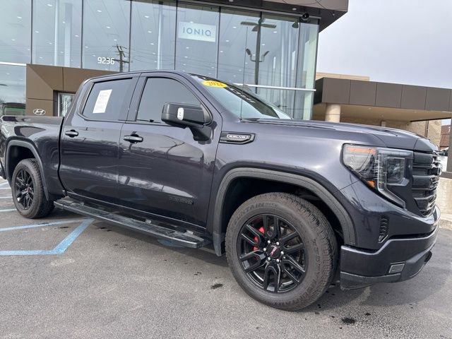 Used 2022 GMC Sierra 1500 Elevation w/ Elevation Premium Package image 4