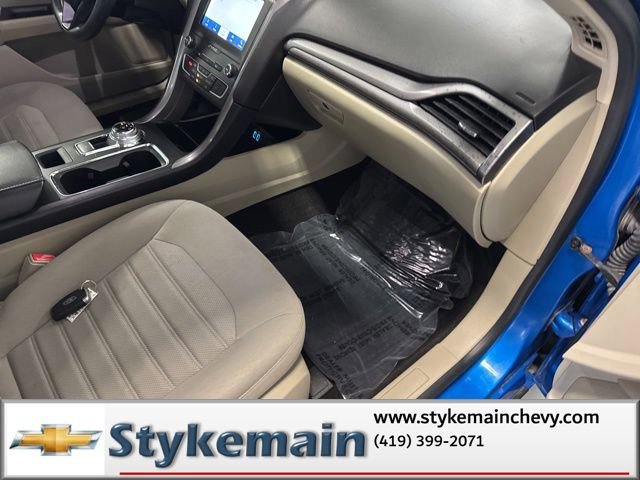Used 2020 Ford Fusion SE AWD/4WD image 18