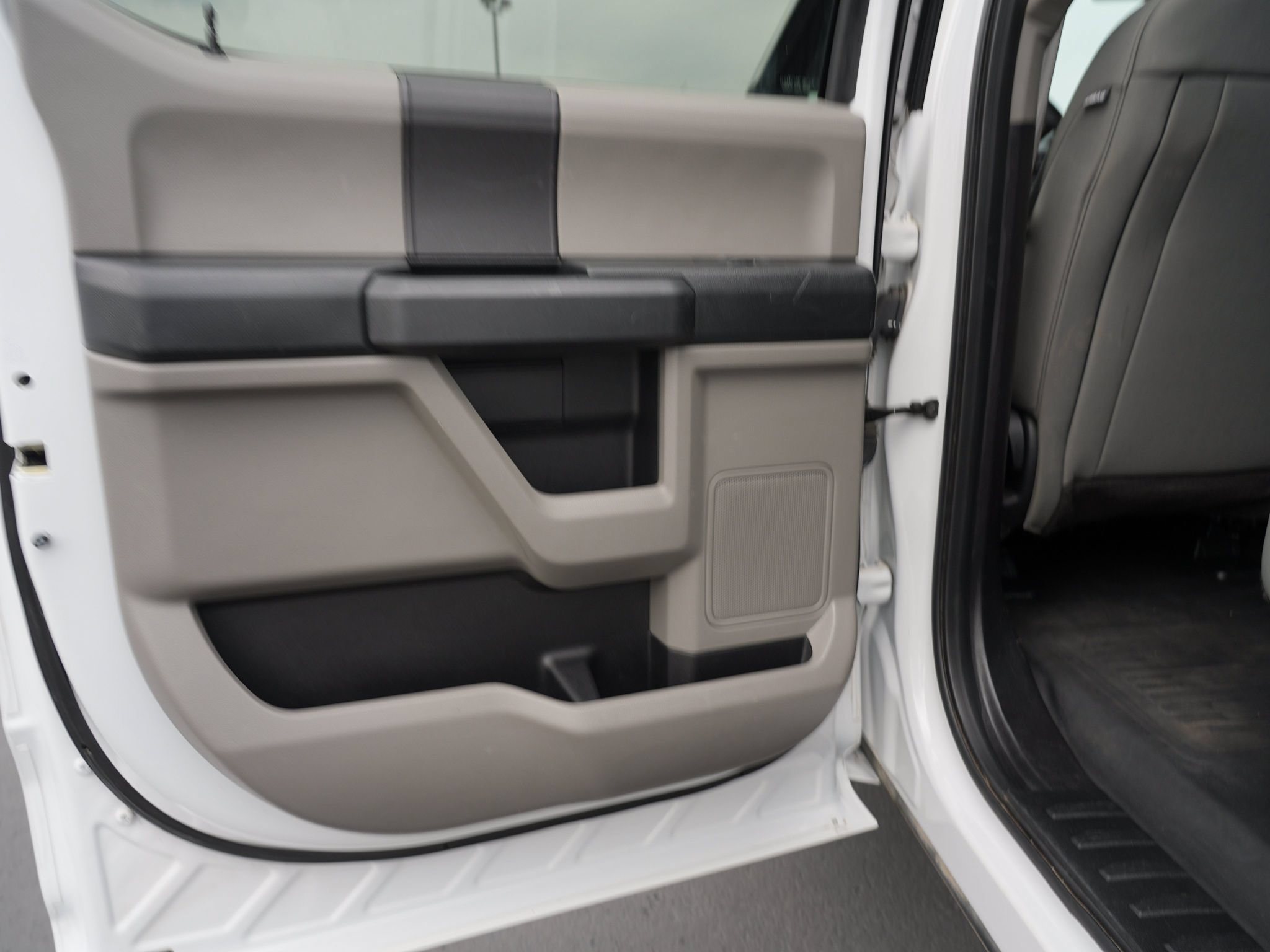 Used 2018 Ford F150 XL w/ XL Power Equipment Group AWD/4WD image 20