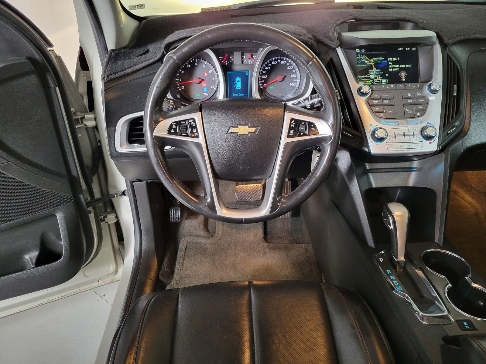 Used 2015 Chevrolet Equinox LTZ image 26