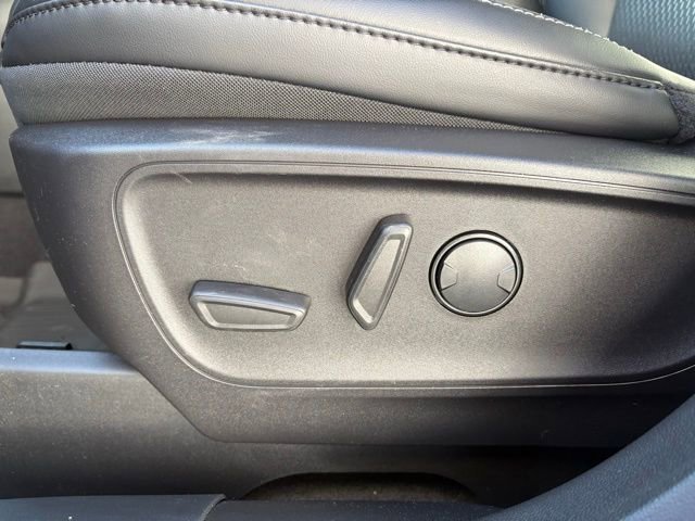 New 2026 Ford Escape SE w/ Class II Trailer Tow Package image 25