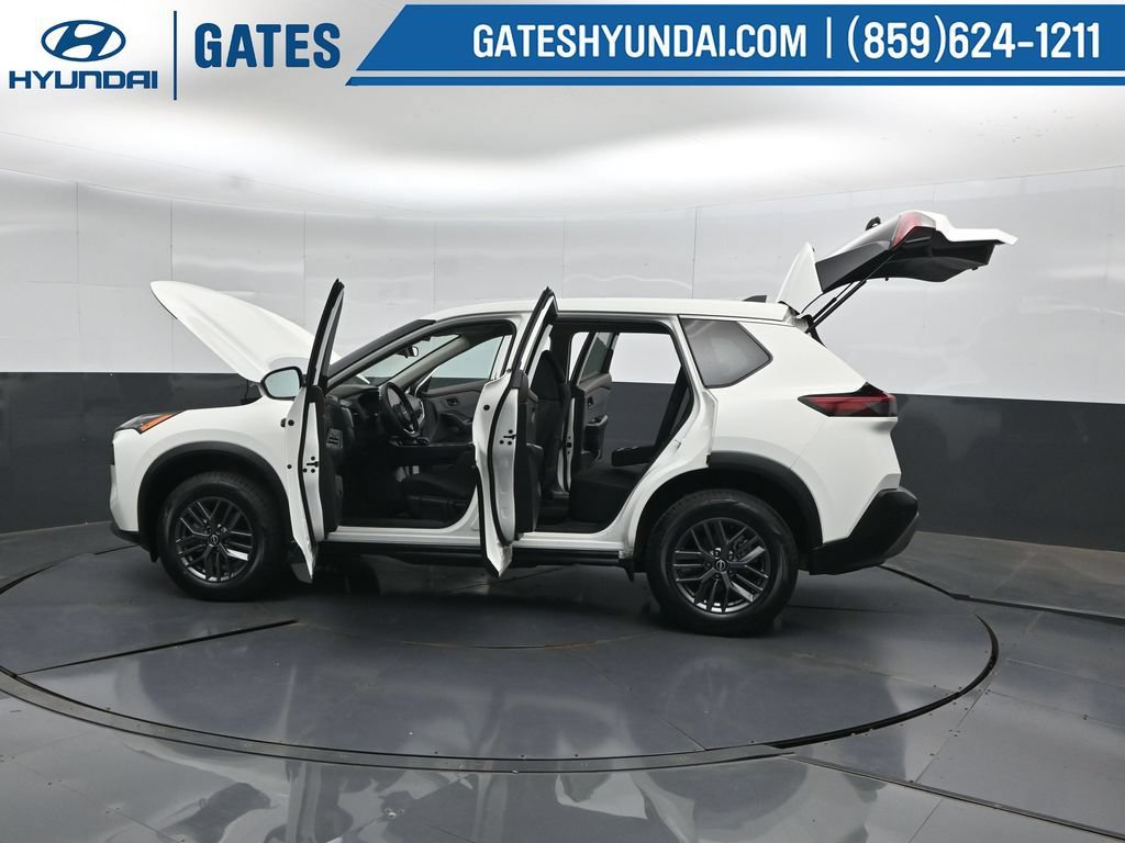 Used 2023 Nissan Rogue S FWD image 52