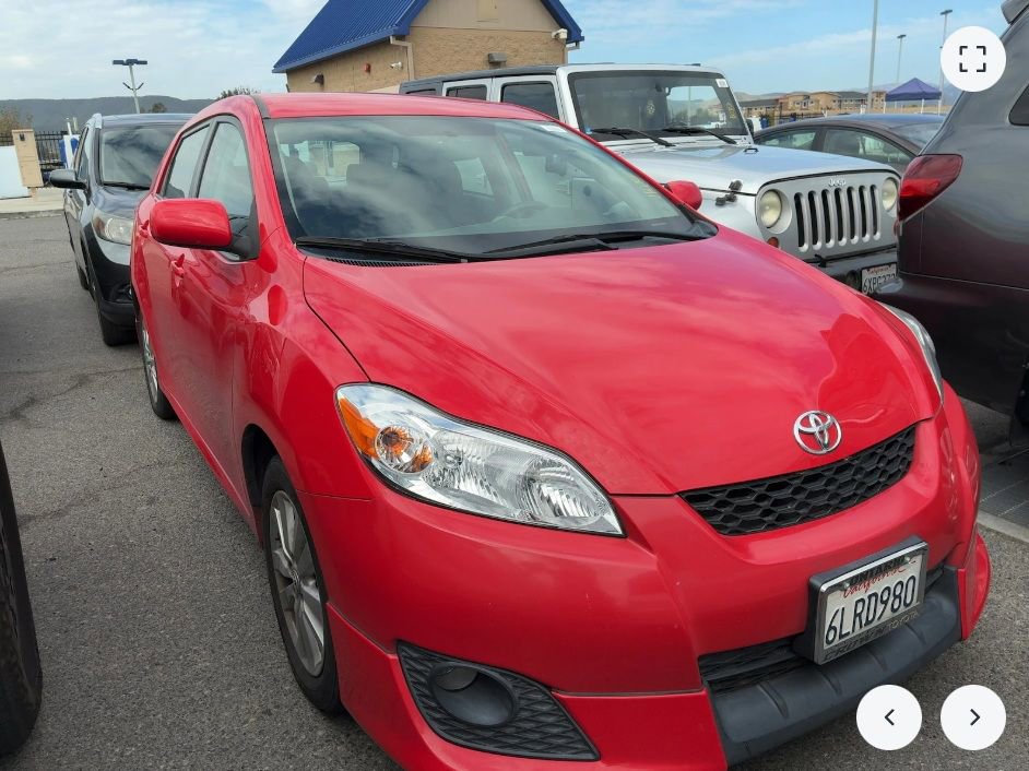 Used 2010 Toyota Matrix FWD image 3