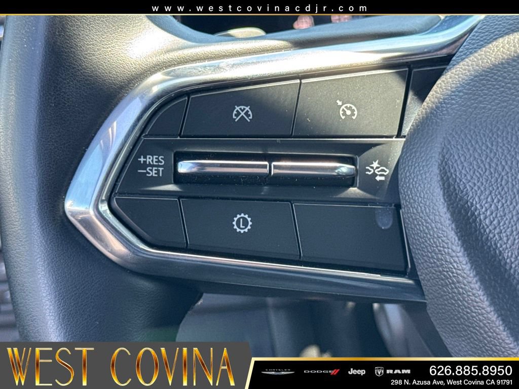 Used 2025 Chevrolet Suburban Premier AWD/4WD image 27