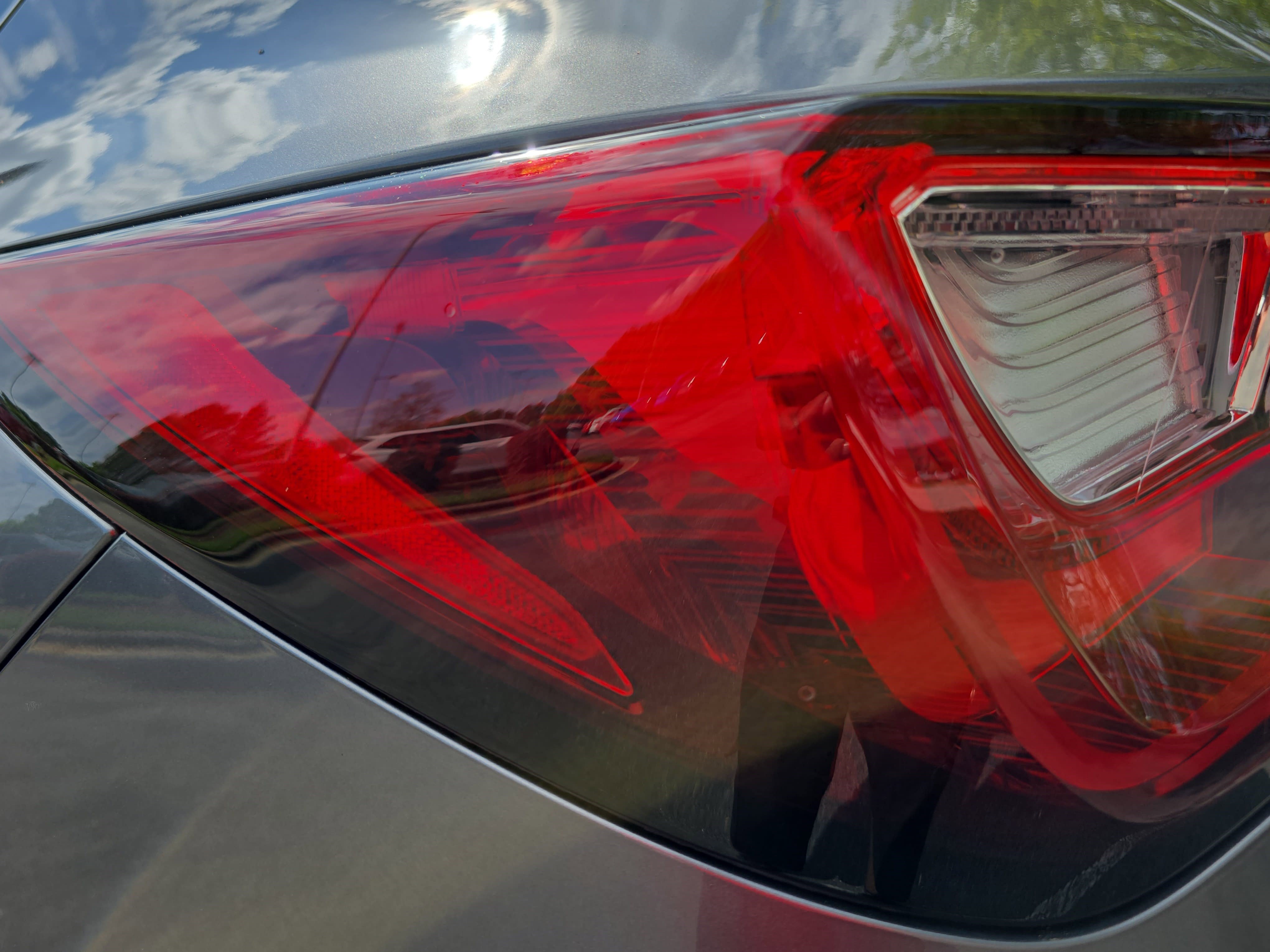 Used 2024 Acura MDX SH-AWD w/ Technology Package image 37