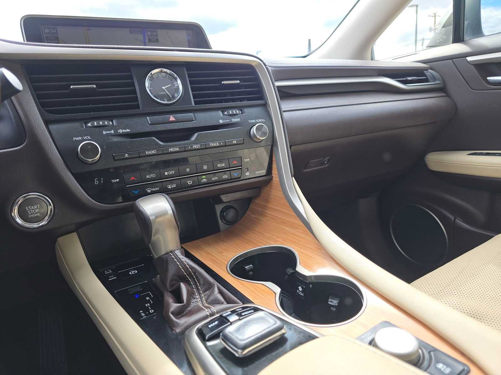 Used 2018 Lexus RX 350L AWD image 38